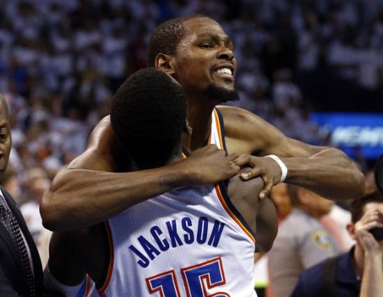 我们的米兰德比进球TOP25（米兰德比25粒经典进球回顾）