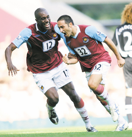 罗伯逊：制胜点球确实有点勉强，希望能继续与萨拉赫并肩作战（罗伯逊：那粒制胜点球略显牵强 仍盼与萨拉赫并肩作战）