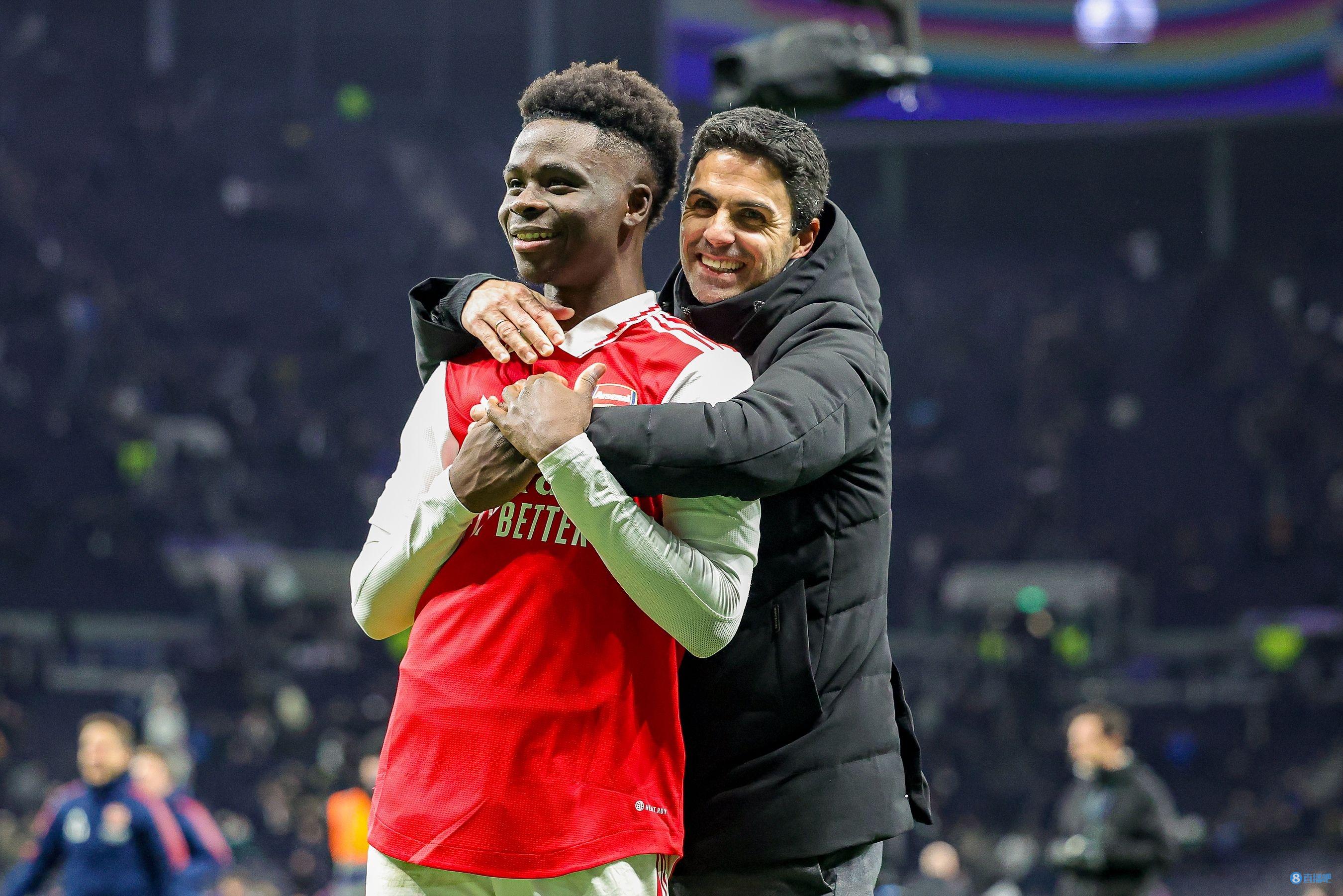 拉莫斯确认离开蒙特雷，将继续职业生涯（拉莫斯官宣告别蒙特雷，职业生涯继续前行）