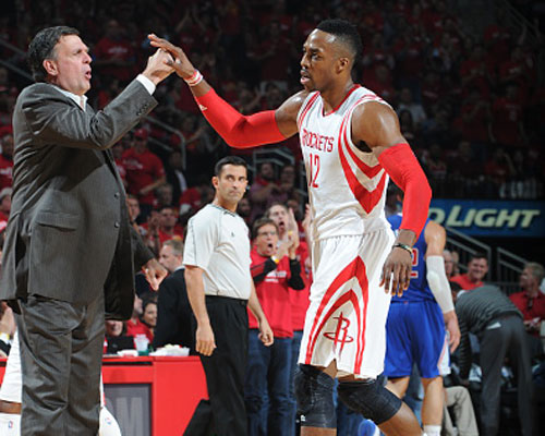 阿斯：奥尔莫+德容的组合非常成功，为弗里克提供了新的选择（阿斯：奥尔莫联手德容表现出色，弗里克迎来战术新方案）