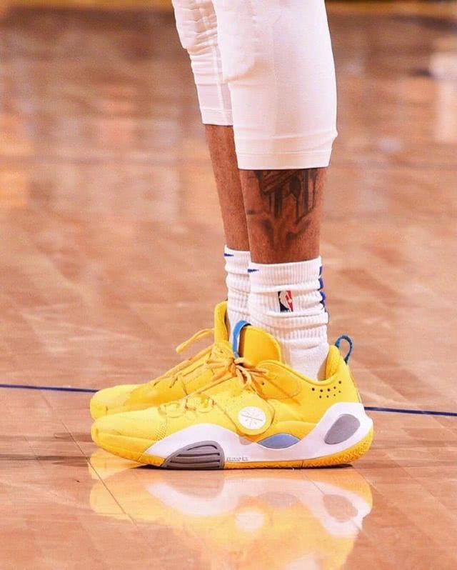 意甲媒体透露：米兰补强后防线时出现新名字：萨索洛的杰伊·伊德泽斯（意媒：米兰后防引援浮现新选项——萨索洛后卫杰伊·伊德泽斯）