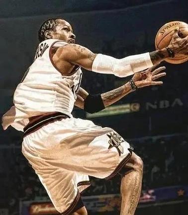 奥格斯堡2-0勒沃库森，吉安努利斯传射，药厂三中门框（奥格斯堡2比0击退勒沃库森：吉安努利斯传射建功，药厂三次中框）