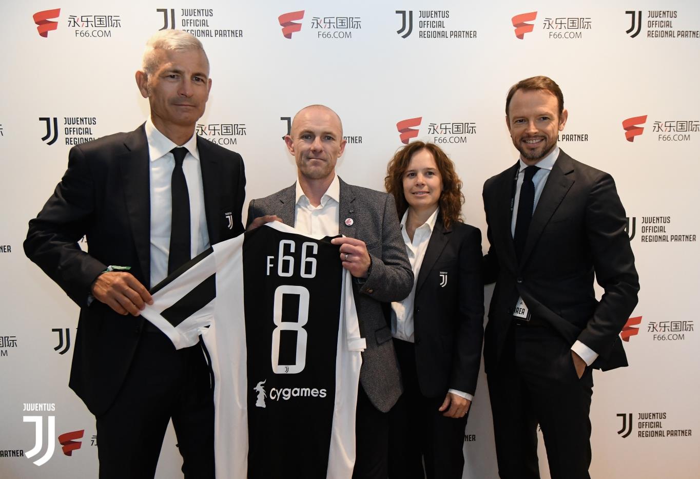 芬奇在球队中的关键作用（芬奇在球队中的核心地位）