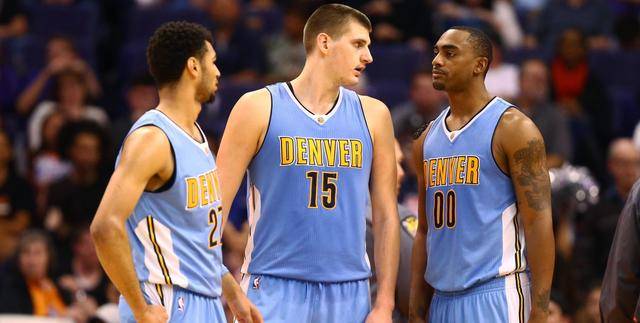 JDG官方：上单选手Xiaoxu完成续约，征战2026（JDG官宣：上单Xiaoxu续约成功，将征战至2026年）