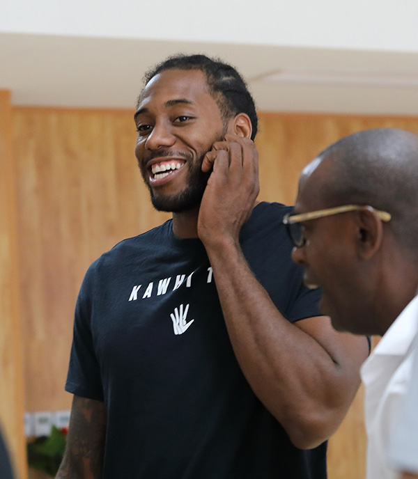 传奇！老将阿斯帕斯西甲400场里程碑之夜送助攻斩皇马（阿斯帕斯西甲第400场里程碑之夜送助攻，助队斩皇马）