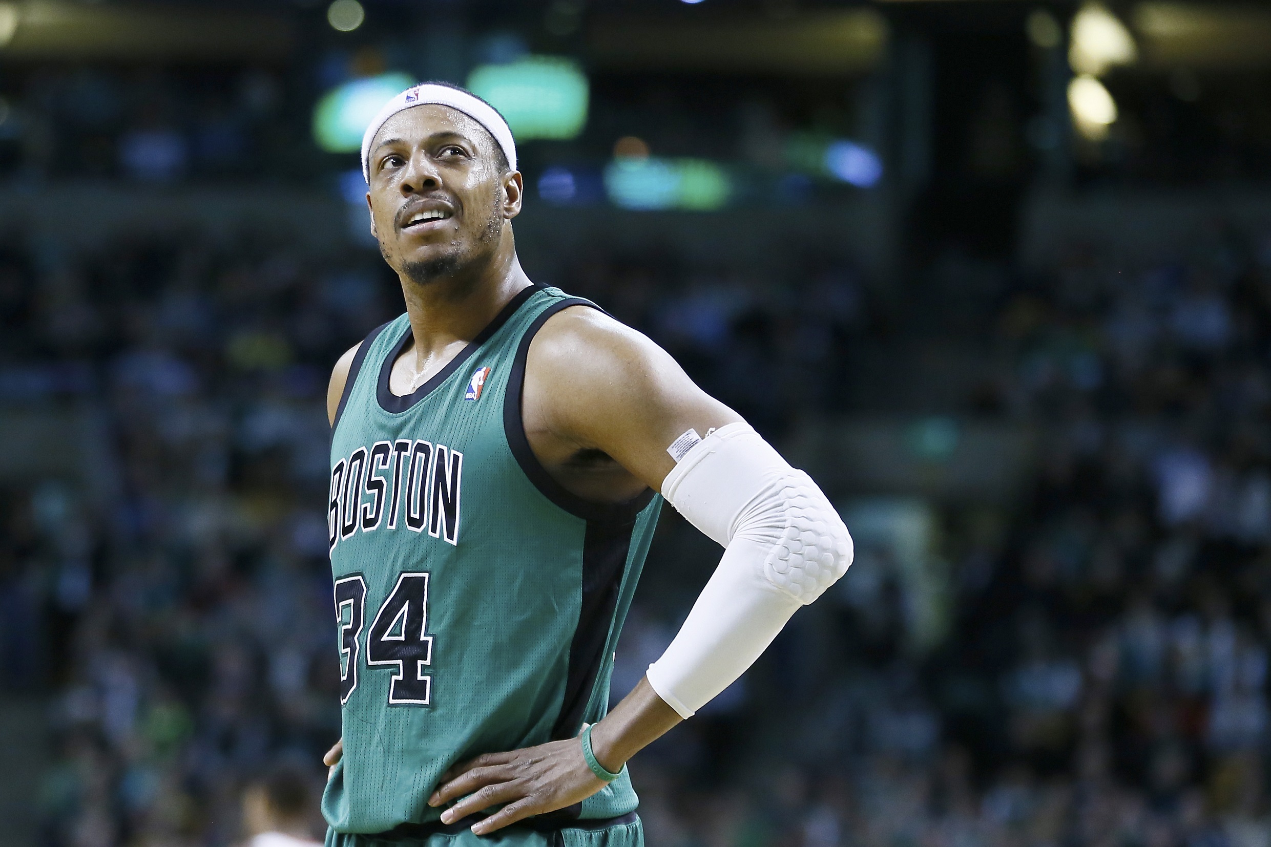 格拉斯纳：带法鹰夺欧联杯冠军永远难忘；格伊是位低调的领袖（格拉斯纳：与法鹰捧起欧联一生难忘；格伊是一位谦逊的领袖）