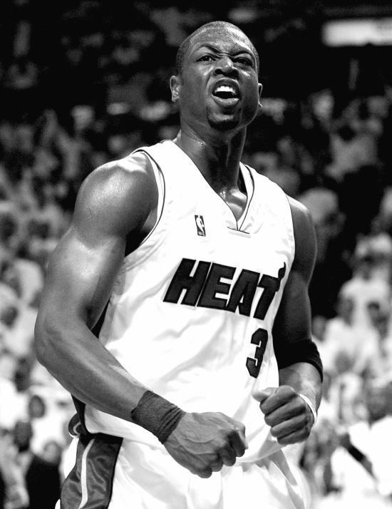 火箭年轻核心刷爆个人纪录（火箭新星刷新生涯纪录）