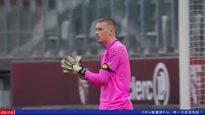 马特拉齐：罗纳尔多是梅西和C罗的结合体，我从不直接防守他（马特拉齐称罗纳尔多集梅西与C罗之长：我从不正面对位他）