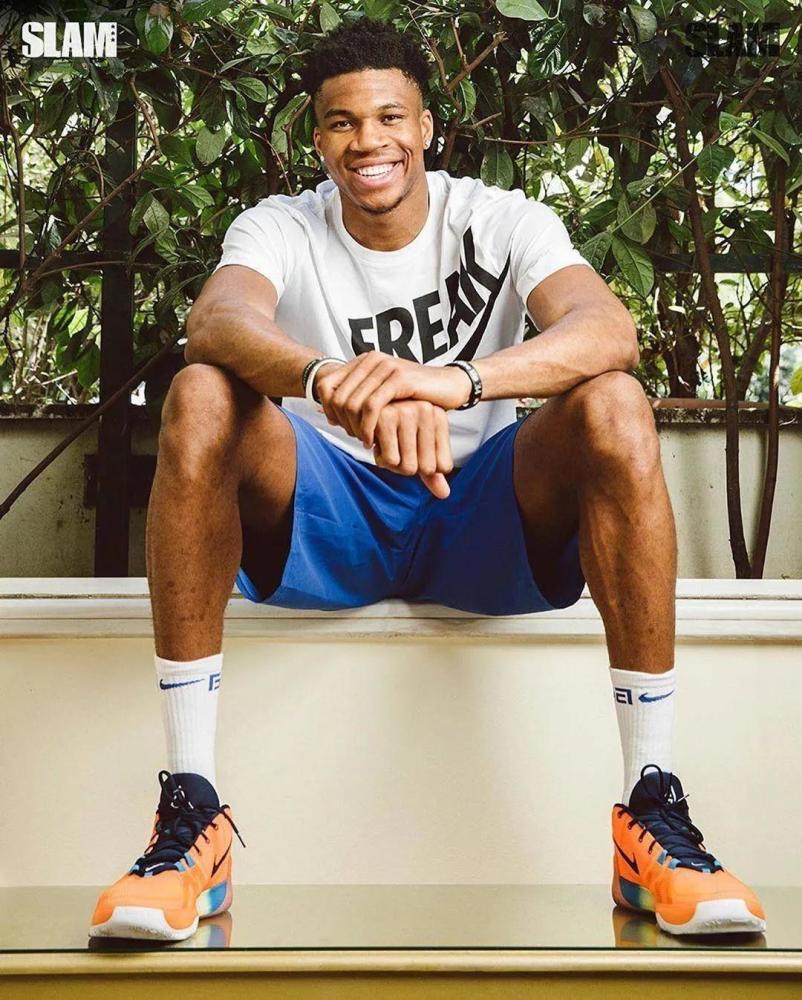 马丁内斯：C罗被罚下主要因为他太有激情；我们必须自我批评（马丁内斯称C罗染红因过度激情，球队必须自我检讨）